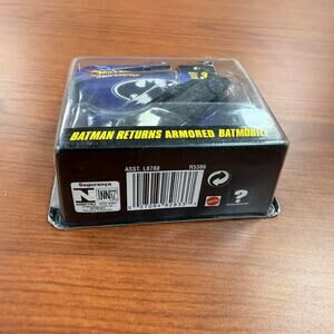 Hot Wheels Batman Returns Armored Batmobile 1:50 Scale Series 3 3/5 Diecast New